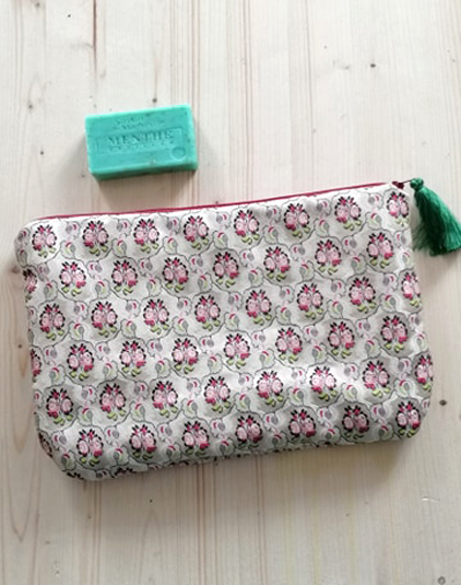 Trousse de toilette Mary tissu soie damassé - La Boutique de L'Imaginaire