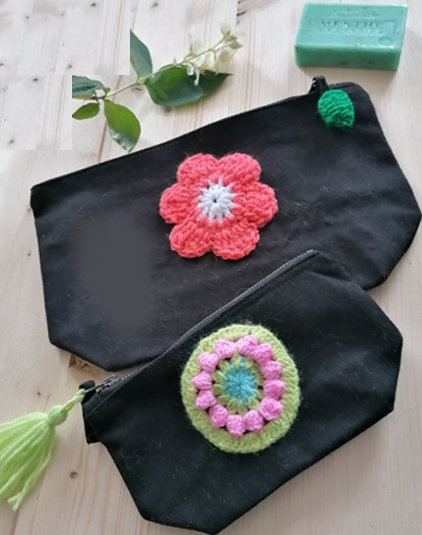 Trousse coton noir JOY rond crochet - La Boutique de L'Imaginaire